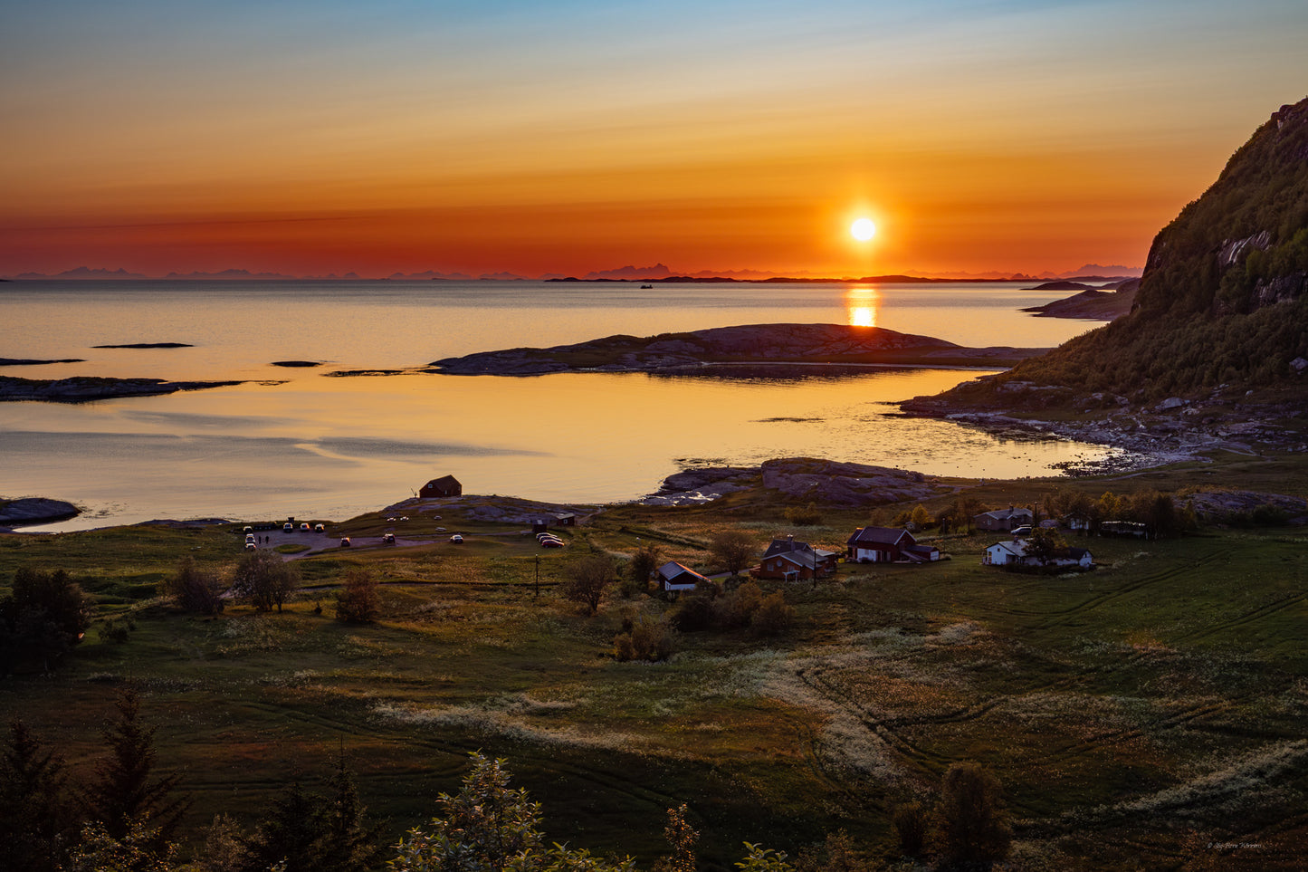 Mjelle 3 midnight sun