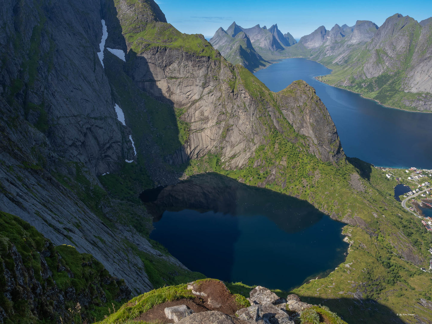 Lofoten Reinebringen III