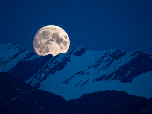 The Moon and mountain 2
